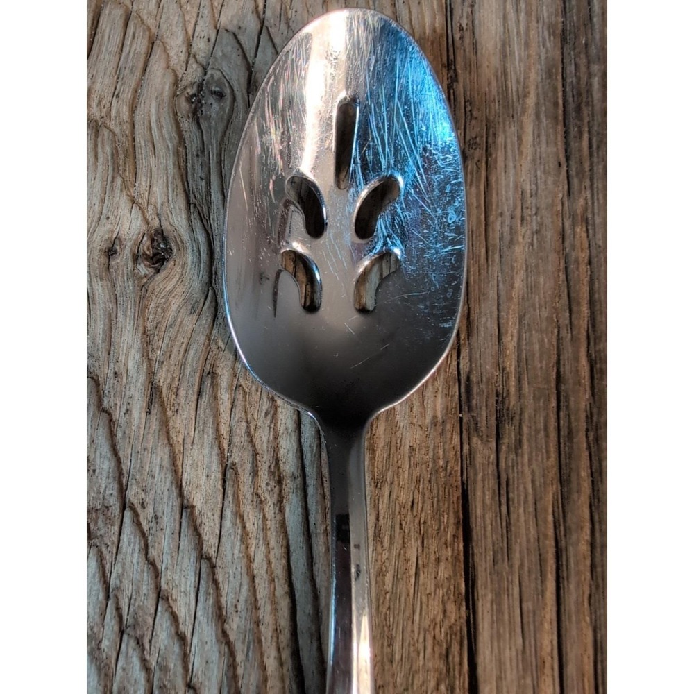 Mikasa Bravo Stainless Glossy Serveware Spoon - Picture 3 of 15